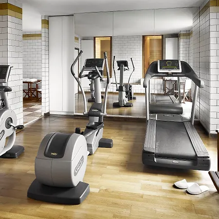 Готель Juana 5*