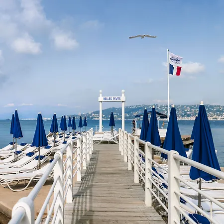 Juana 5* Жюан-ле-Пен