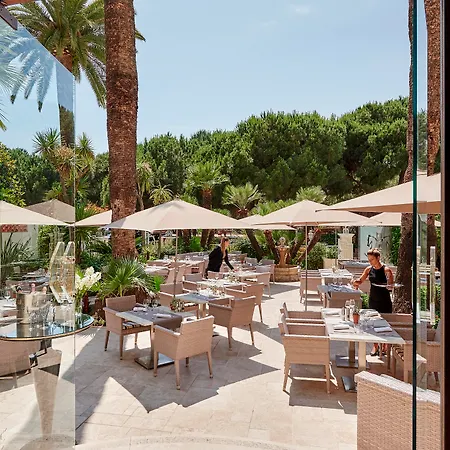 Готель Juana 5*