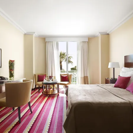 オテル ジュアナ 5*