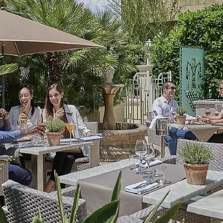 Juana Готель 5*