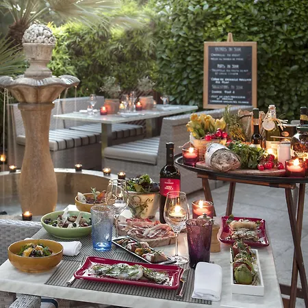 Juana Готель Жюан-ле-Пен