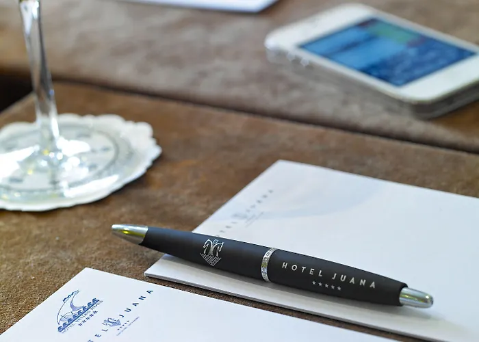 Hotel Juana